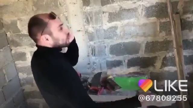 Мужик совсем не понел обо что говорит человек 😂😁 смотреть онлайн