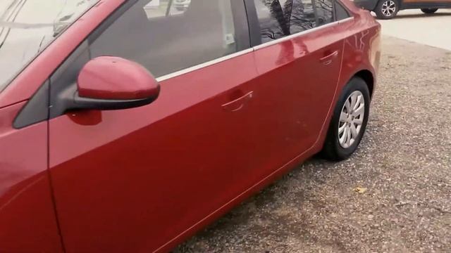 Red 2011 Chevy Cruze LT Video Walkaround смотреть онлайн