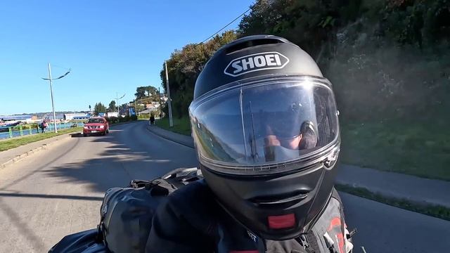 DISCUSSIONE sul TRAGHETTO, non VUOLE LEGARCI LA MOTO - DESTINAZIONE ISOLA DI CHILOÉ смотреть онлайн