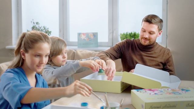 Рекламный ролик Amazing Color смотреть онлайн