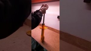 Как прокачать газомасляные стойки ATECH