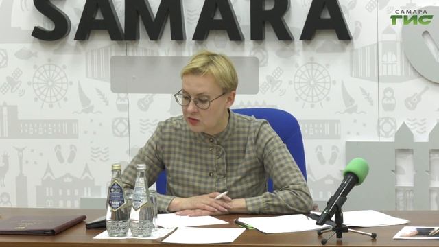 Елена Лапушкина провела личный прием граждан смотреть онлайн