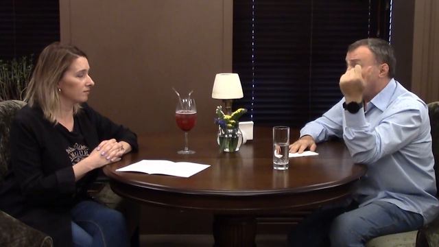 АНТИХЕЙТ : Тони Роббинс, Собчак, Бизнес Молодость - интервью с бизнес тренером Владимиром Любаровым смотреть онлайн