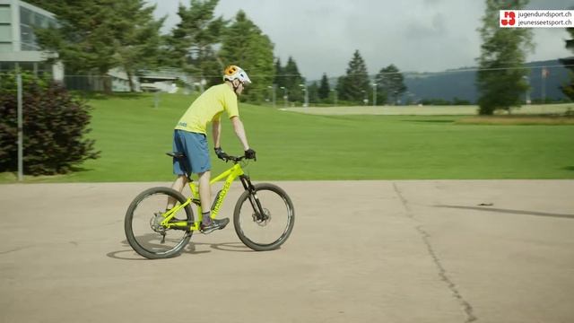Mountainbike – Fahrtechniken: Grundposition (seitlich) смотреть онлайн