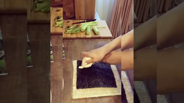 Роллы? смотреть онлайн