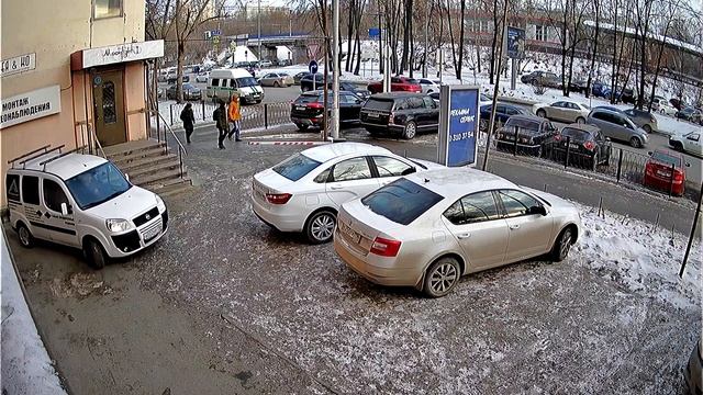 Видеокамера IP IVM-5325-AI. 5MP, SC5300, XM550AI, 3.6mm. Улица, день! смотреть онлайн