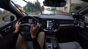 2021 Volvo V60 Cross Country REVIEW - V60 CC for the win?