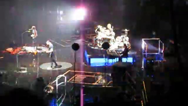 Muse - Stockholm Syndrome - live @ MSG 3-5-10 смотреть онлайн