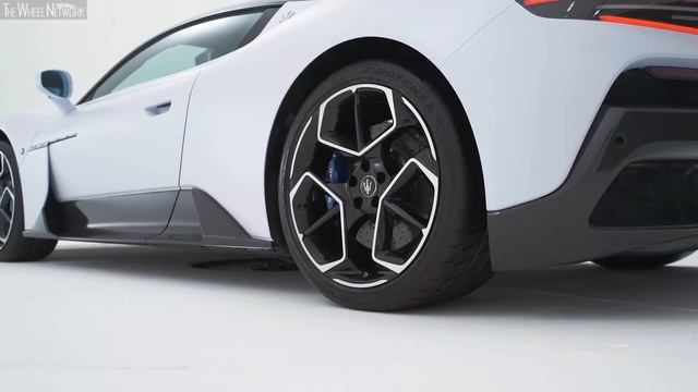 The new Maserati MC20 – Exterior, Interior & Engine смотреть онлайн
