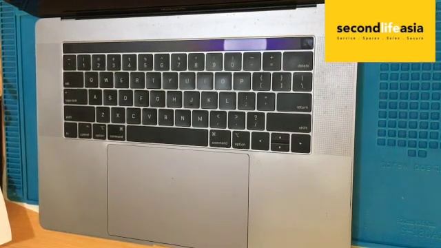 29072022 MacBook Pro 15” A1990 Display Replacement смотреть онлайн