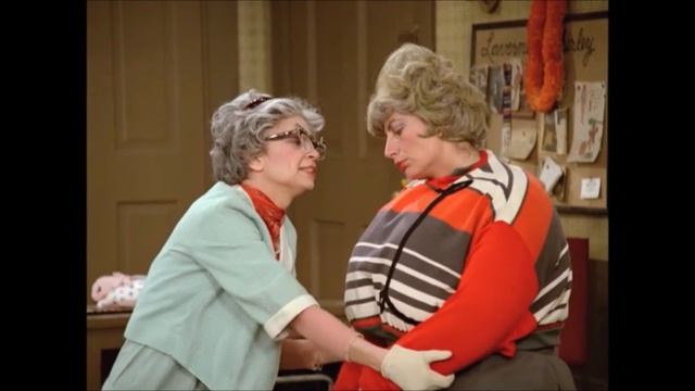 "Laverne & Shirley" - Lenny and Squiggy Enter смотреть онлайн