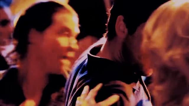 The Ugly Truth - Dance [Gerard Butler & Katherine Heigl] смотреть онлайн