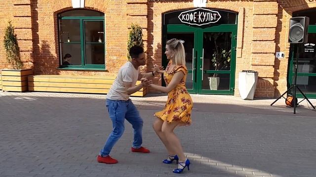 Salsa cubana( Alexander Abreu y Havana D'Primera Tres dias) Luis Morenza y Kristina Bolbat смотреть онлайн