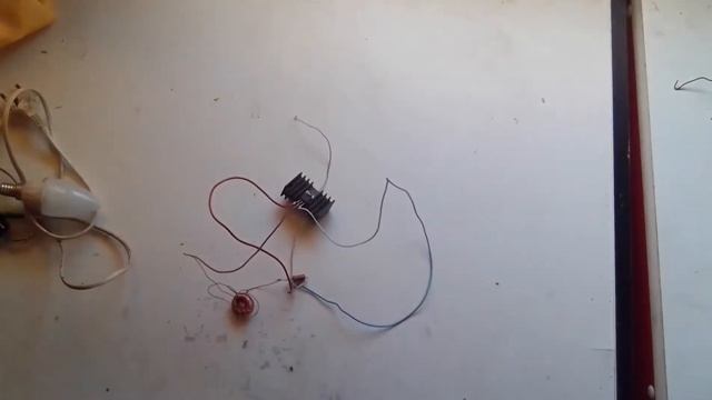 Инвертор с 1.5 в 220 Вольт