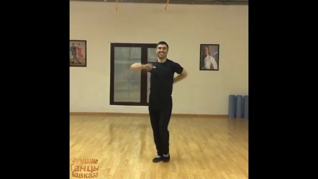 Артур Умаханов Танцует Лезгинку На Пляже При Закате Супер Лезгинка 2017