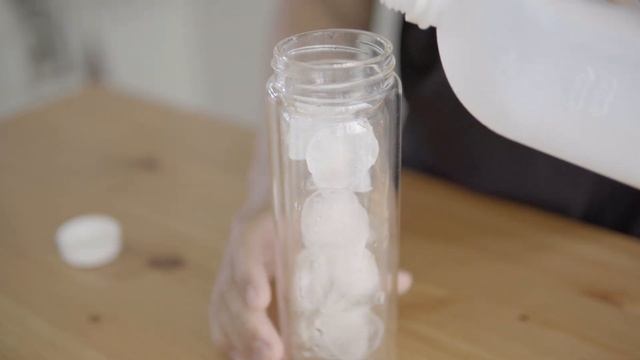 Iced Latte | 爵士鼓老師放鬆日常 | Coffee time vlog | 1Zpresso Q2 手搖磨豆機開箱 | 冰拿鐵 | 手沖咖啡 | HARIO V60 |Drum Scor смотреть онлайн