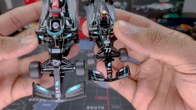 Bburago F1 1/43 Mercedes W12 VS Tarmac Works 1/64 Mercede W11 | F1 Mercedes Model Comparison смотреть онлайн
