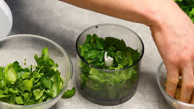 Das leckerste Radieschen Kartoffelsalat Rezept, das ich je gegessen habe mit Radieschenblätter-Pest смотреть онлайн