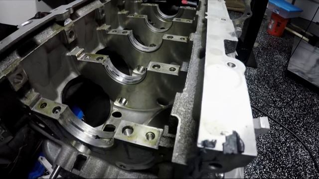 Shelby GT350 Voodoo Engine Tear Down Investigation смотреть онлайн