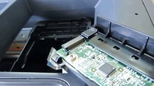 Снять печатающую головку принтера Epson R270 обзор фиксатора\remove the printhead Epson R270 YouTub