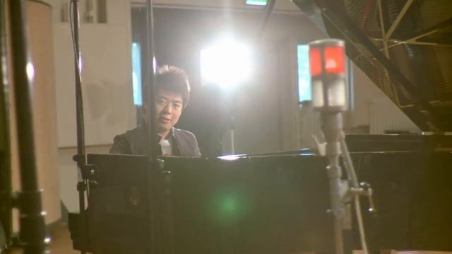 Lang Lang - Lang Lang _ Liszt - My Piano Hero EPK.mp4