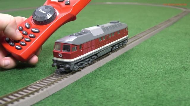 H0 1/87 scale Train Start Set gets unboxed and tested! смотреть онлайн