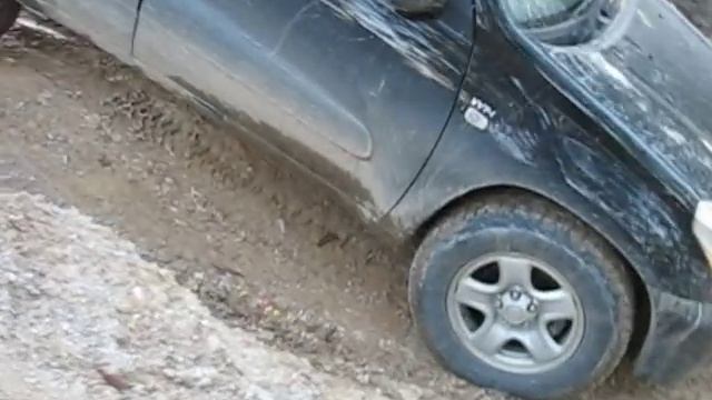 Nissan Xtrail Vs Toyota RAV4 Offroad...smashed It