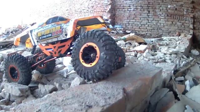 Remo Hobby по развалинам гаража. Ремо хобби #remohobby #краулер