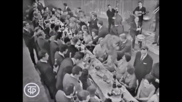 О женщины, не только в день весенний, любой из нас приветствовать вас рад. 1966 год. смотреть онлайн