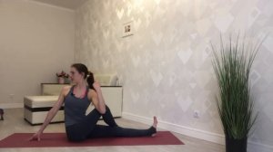 Хатха-виньяса йога с тренером команды Prime Kraft, преподавателем по йоге - Оксаной Роггелин
