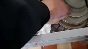 ПОХОД на БАРАХОЛКУ в ГЕРМАНИИ! ВИНТАЖные ВЕЩИ в КОРОБКАХ лежат в СЕКОНД-ХЕНДЕ. С Олей Ретро