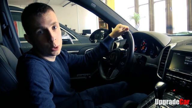 Porsche Cayenne.Ассистент перестроения.HomeLink.Адаптивный круиз-контроль.Система кругового обзора. смотреть онлайн