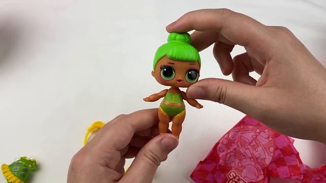 Opening 7 Blind Boxes! MINI BRANDS FROZEN MOMENT?! SQUISHMALLOWS, POP MART, ROBLOX + MORE! | MMM #8 смотреть онлайн