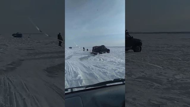 На рыбалочку приехали🦈 смотреть онлайн