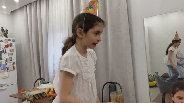 ??ДЕНЬ РОЖДЕНИЕ СОФИКО??. ЖЕНЯ КУПИЛА КВАРТИРУ. СЕМЬЯ С АКЦЕНТОМ. ? смотреть онлайн