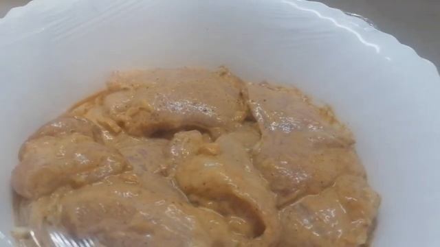 ДОМАШНЯЯ ШАУРМА. СОЧНАЯ ШАУРМА ИЗ КУРИЦЫ. ШАУРМА В ДУХОВКЕ. смотреть онлайн