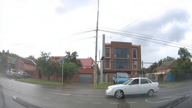 Обзор Краснодара |Дороги Краснодара | Дождливый Краснодар - обзор улиц и домов смотреть онлайн