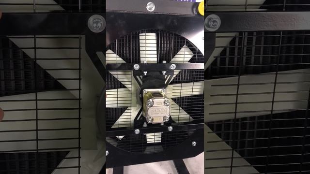 Маслоохладитель гидравлический с гидроприводом вентилятора. Модель МО6 смотреть онлайн