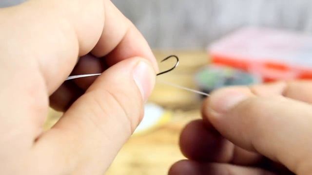 Как привязать два крючка на поводок для рыбалки на поплавок. смотреть онлайн