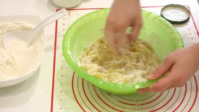 Необычный кулич на Пасху дрожжевой / unusual yeast cake for Easter смотреть онлайн