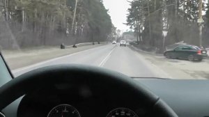 Уаз Патриот виляет по дороге. ПОДРУЛИВАНИЯ