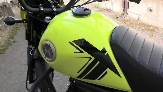 Мопед COLT SCRAMBLER в цвете "лайм". смотреть онлайн
