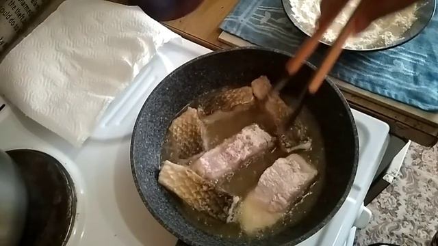 Как приготовить Пелингас /вкуснейшая жаренная рыба. #вкуснаяеда #вкусно #жаренаярыба #жареный