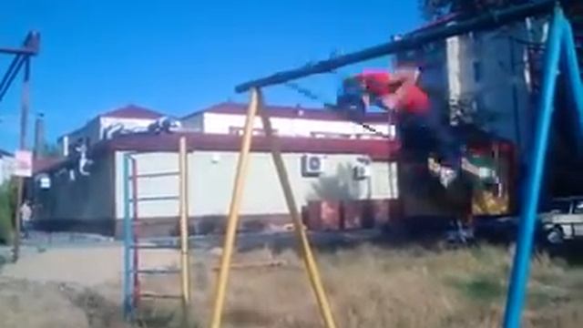 Вышел выкинуть мусор а там