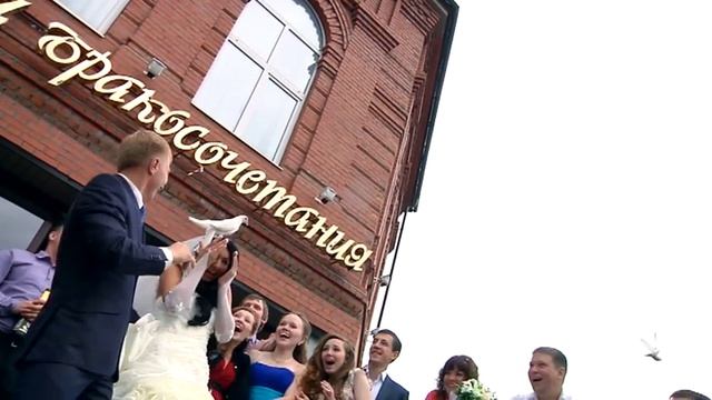 Голубь сел невесте на голову смотреть онлайн