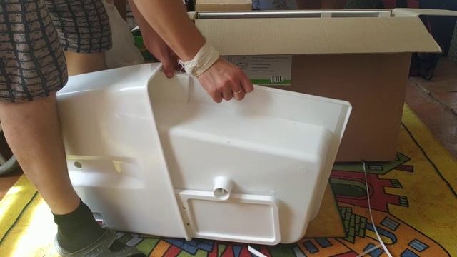 Распаковка — Умывальник для дачи ЭлБЭТ Чистюля ЭВБО-17 смотреть онлайн