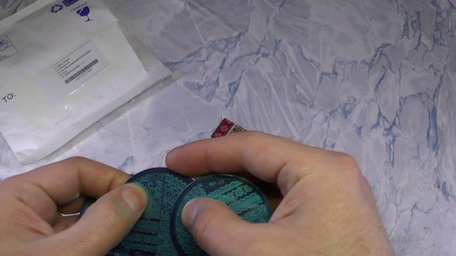 Посылка. Три стикера шаблон для маникюра