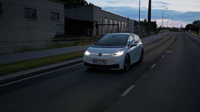 Volkswagen ID.3 - Driving смотреть онлайн