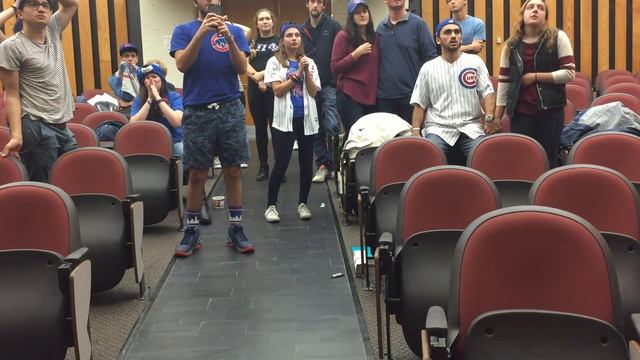 Cubs Fans React to World Series Win смотреть онлайн