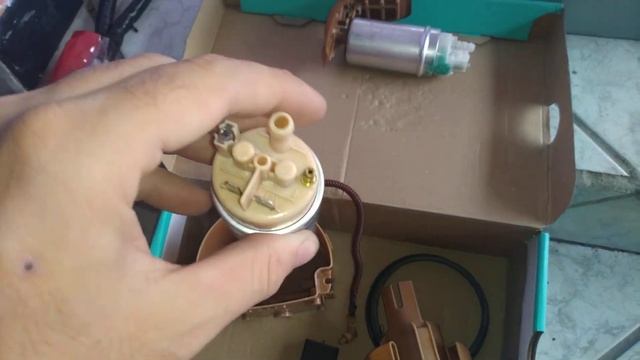 Bomba de combustível do polo 1.6 2002/03 PARTE 1 смотреть онлайн